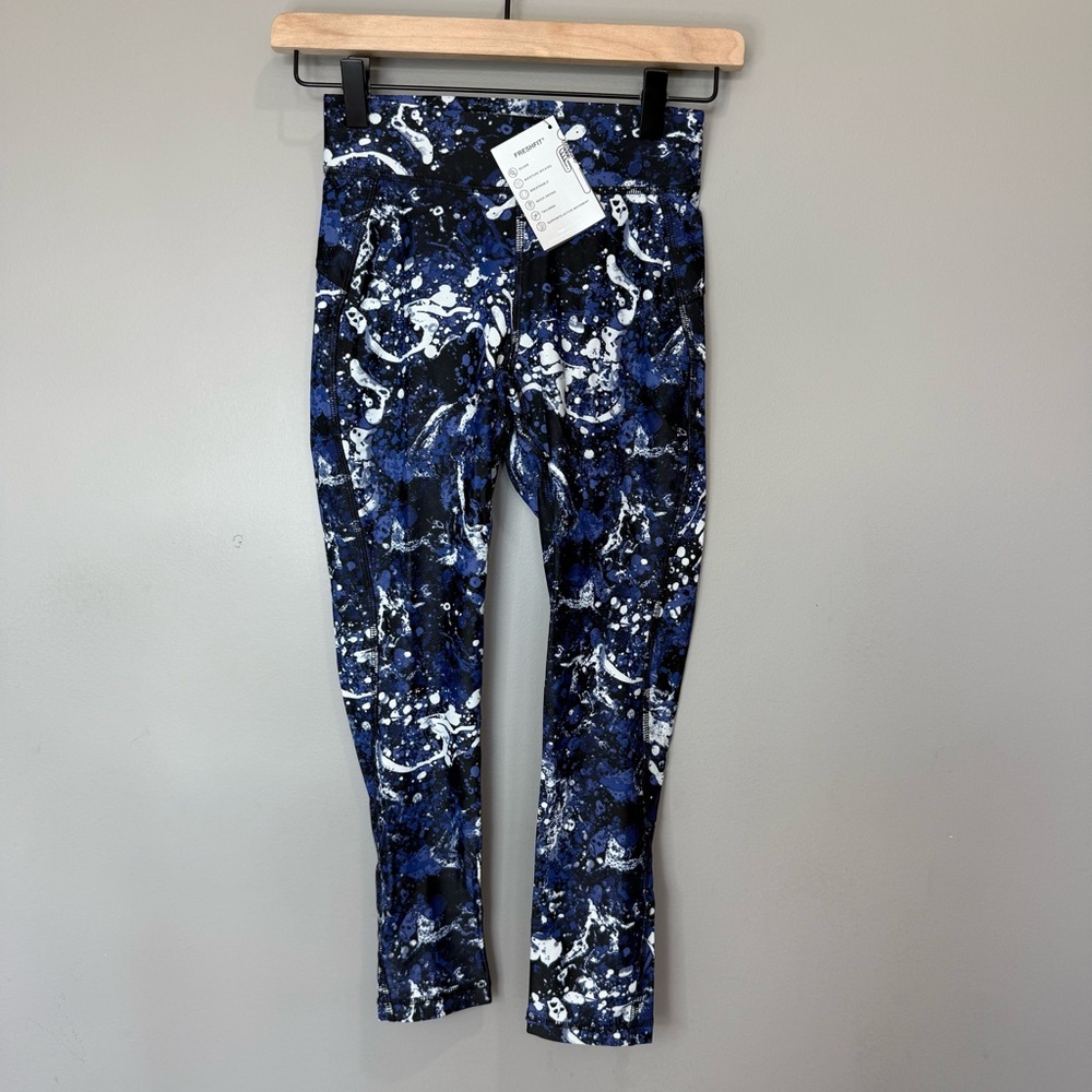 HPE (Human Performance Engineering) Soho 3/4 Length Leggings Size Small‎
